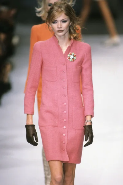 Look 24